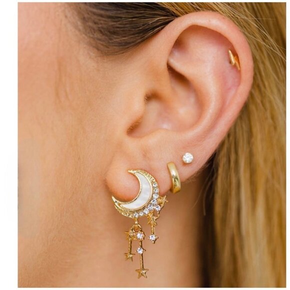 NWT 14K Gold Plated Star & Moon Sparkly Dangly Stud Earrings Women's - Picture 11 of 13